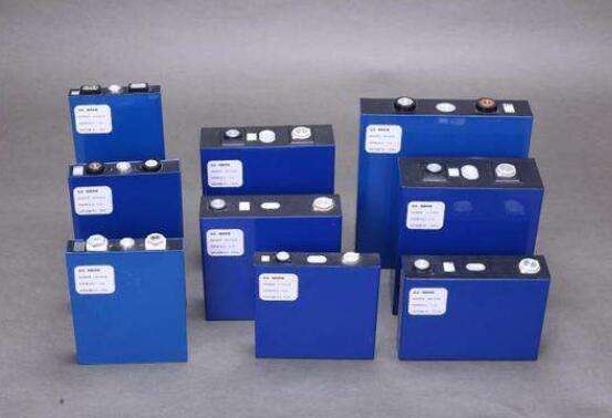 1GWh！中國鐵塔2021-2022年磷酸鐵鋰換電電池招標！